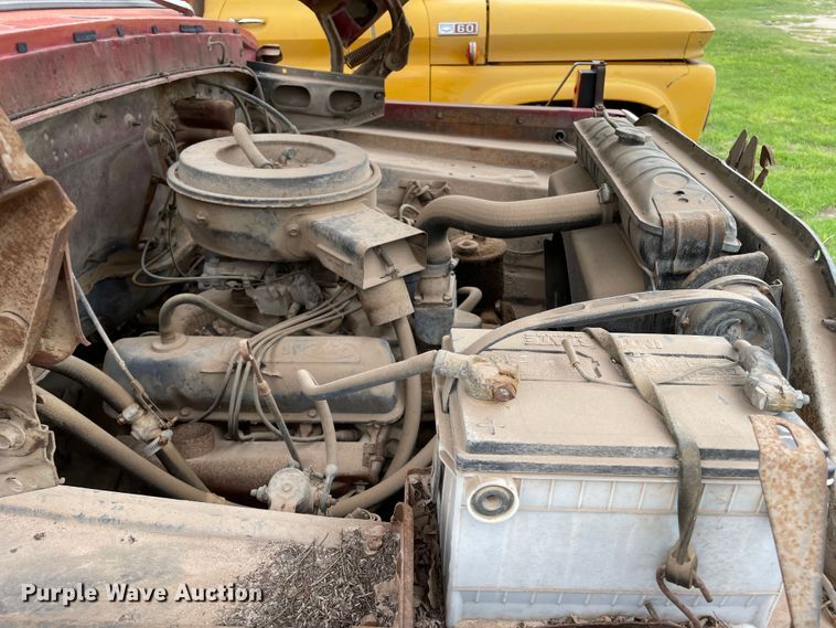 image for item DJ5213 1978 Ford F600  truck cab and chassis