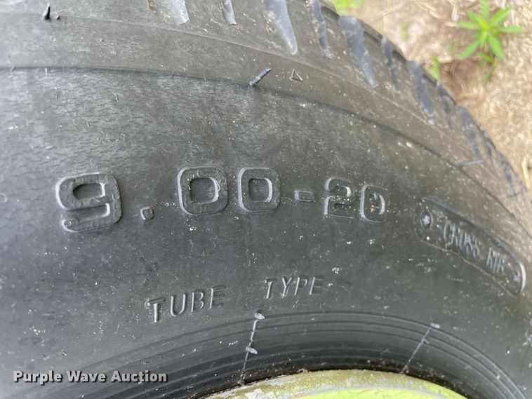 image for item DJ5213 1978 Ford F600  truck cab and chassis