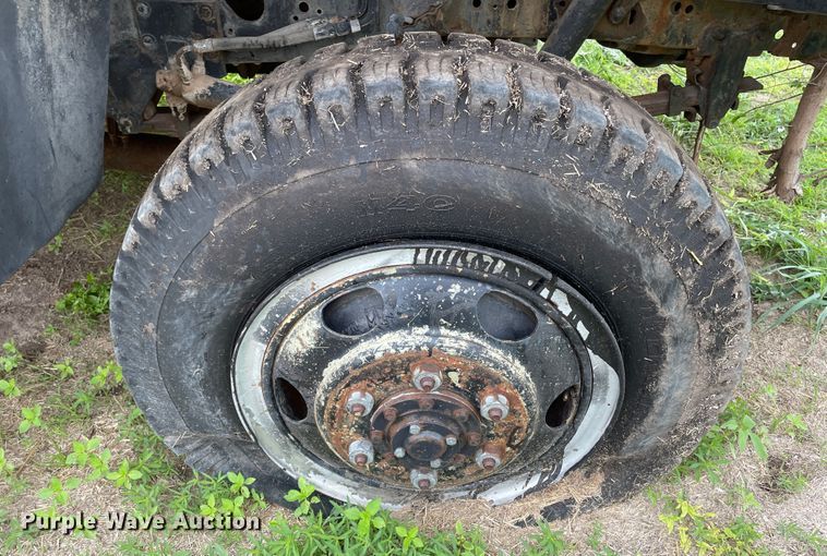 image for item DJ5213 1978 Ford F600  truck cab and chassis