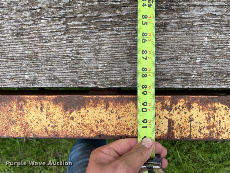 image for item DJ5218 1981 Hyster  drop deck equipment trailer