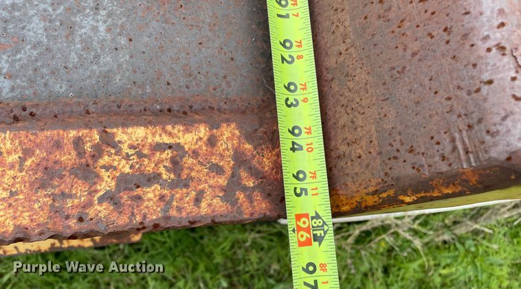 image for item DJ5218 1981 Hyster  drop deck equipment trailer