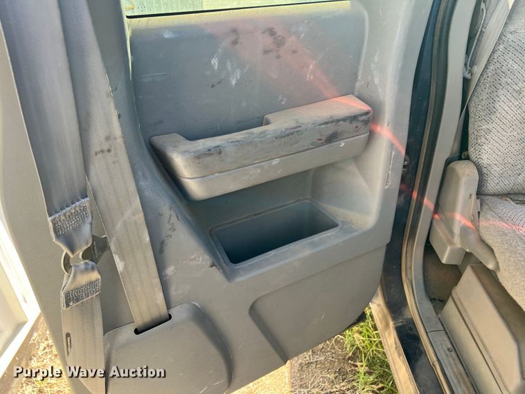 image for item DJ7709 1998 Chevrolet C1500  Ext. Cab pickup truck