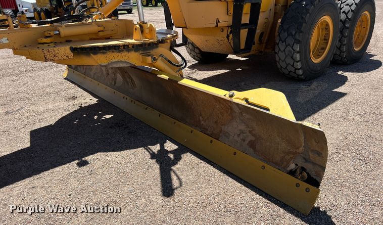 image for item DK7074 Volvo G940  motor grader