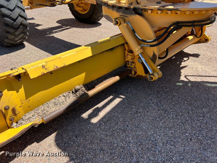 image for item DK7074 Volvo G940  motor grader