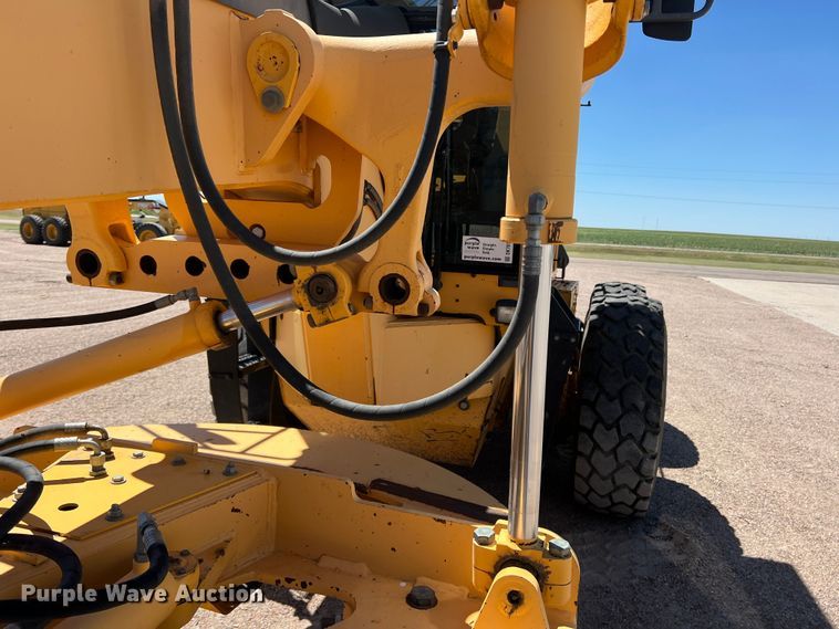 image for item DK7074 Volvo G940  motor grader