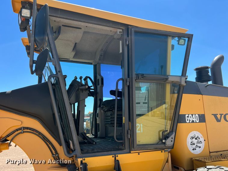 image for item DK7074 Volvo G940  motor grader