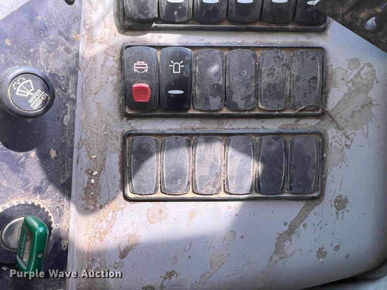 image for item DK7074 Volvo G940  motor grader