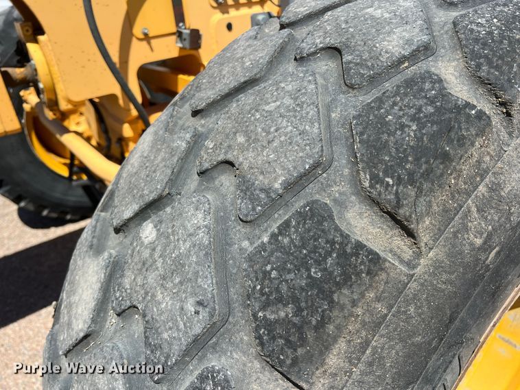 image for item DK7074 Volvo G940  motor grader