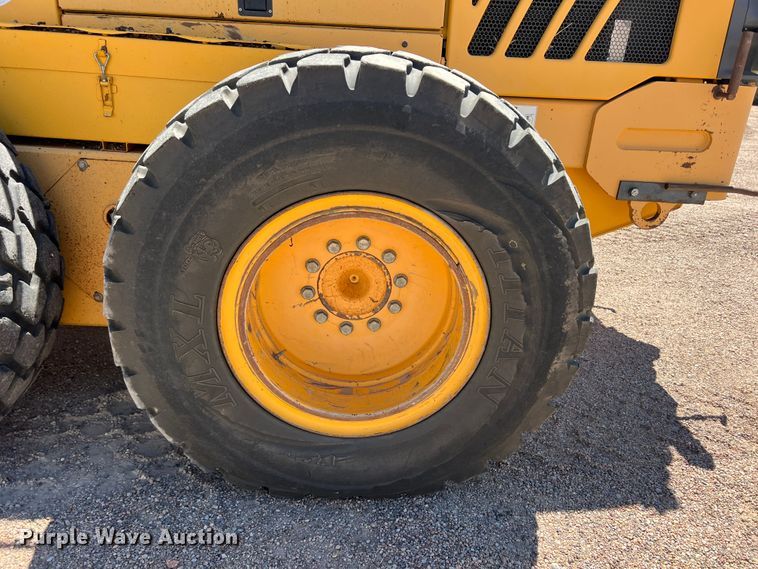 image for item DK7074 Volvo G940  motor grader