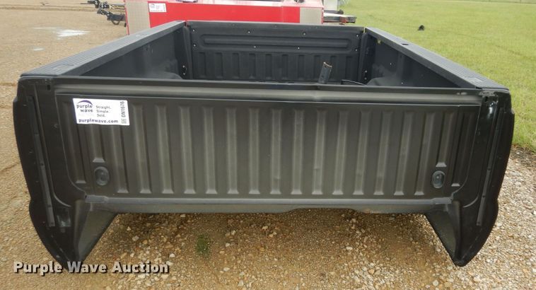 image for item DN1676 2011 Ford F350  pickup truck bed