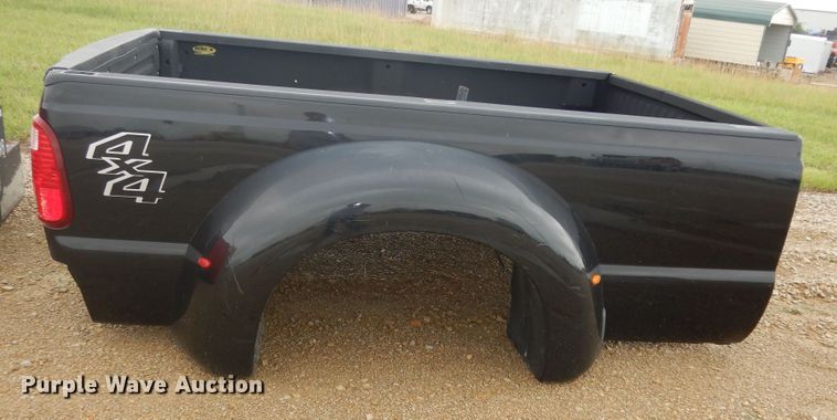 image for item DN1676 2011 Ford F350  pickup truck bed