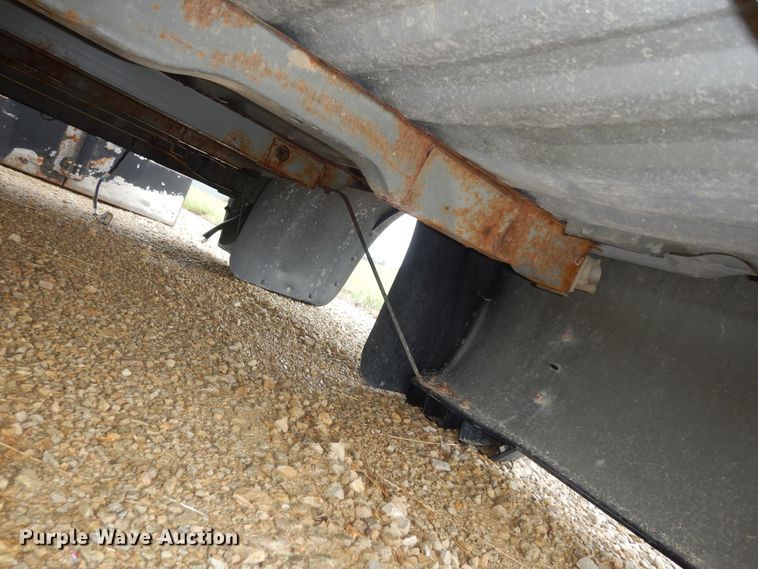 image for item DN1676 2011 Ford F350  pickup truck bed