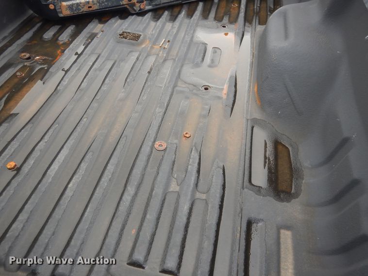 image for item DN1676 2011 Ford F350  pickup truck bed