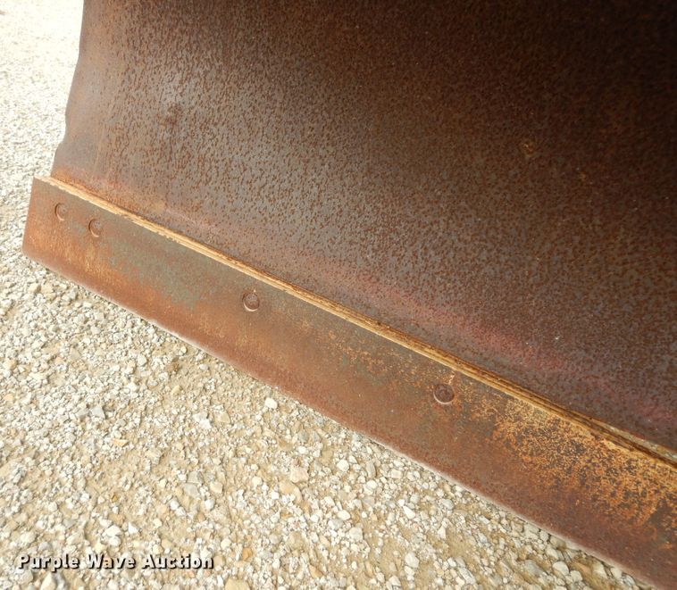 image for item DN1678 2010 Kenworth T800  dump truck