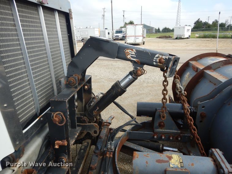 image for item DN1678 2010 Kenworth T800  dump truck