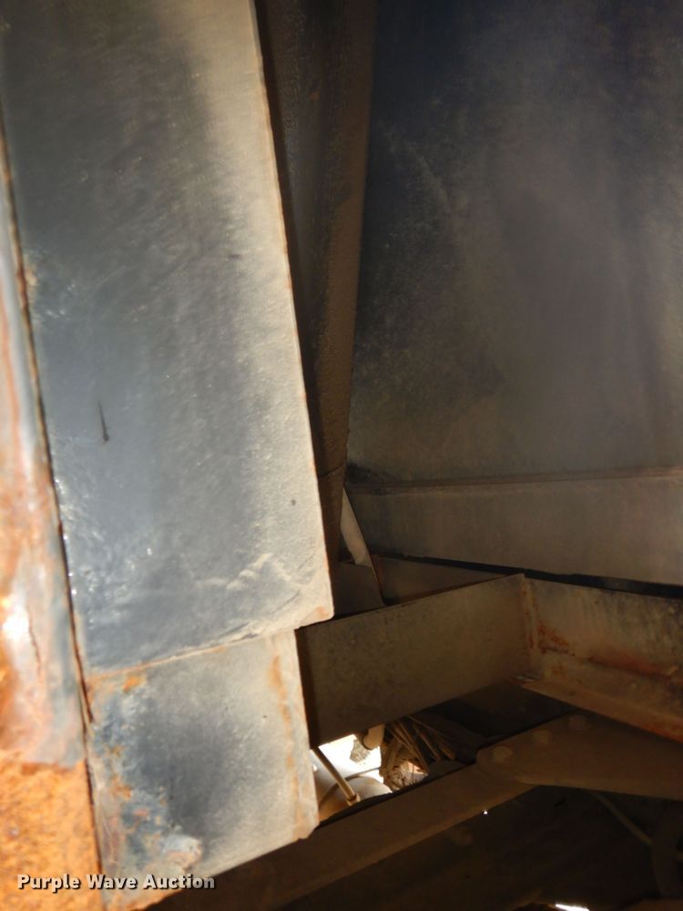 image for item DN1678 2010 Kenworth T800  dump truck