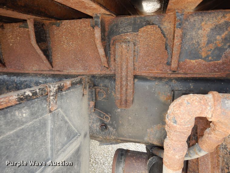 image for item DN1678 2010 Kenworth T800  dump truck