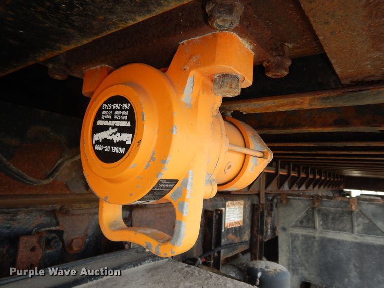 image for item DN1678 2010 Kenworth T800  dump truck