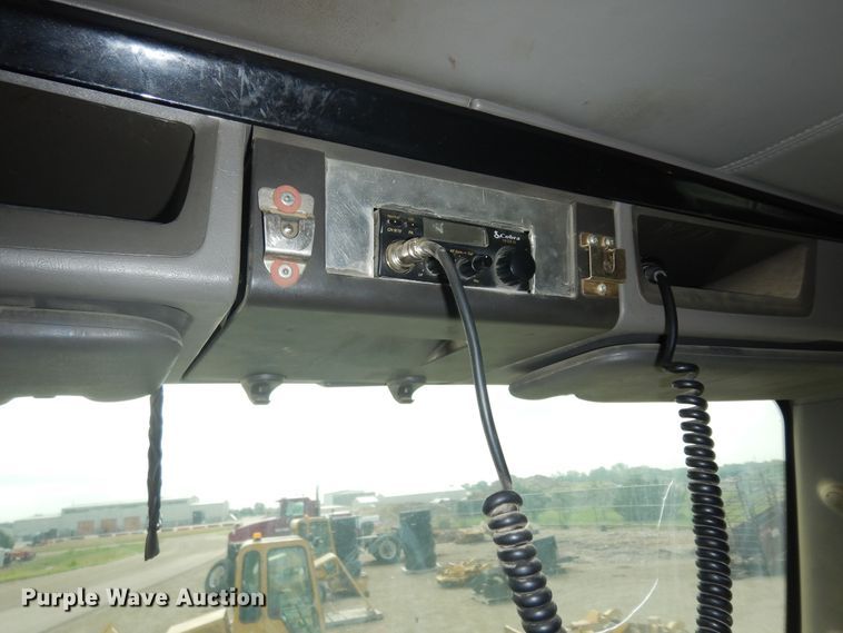 image for item DN1678 2010 Kenworth T800  dump truck