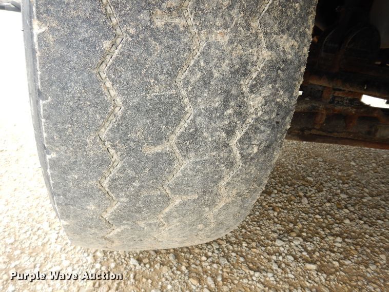 image for item DN1678 2010 Kenworth T800  dump truck