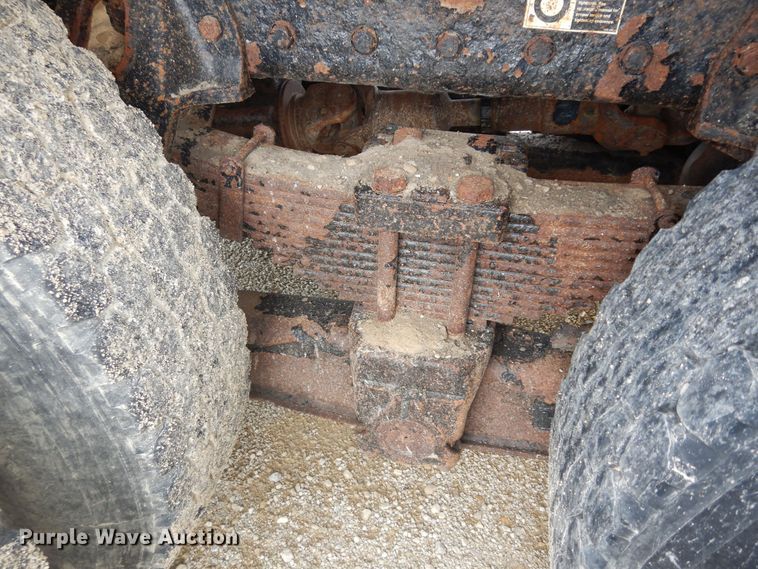 image for item DN1678 2010 Kenworth T800  dump truck