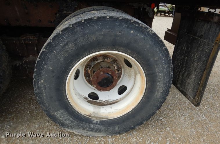 image for item DN1678 2010 Kenworth T800  dump truck