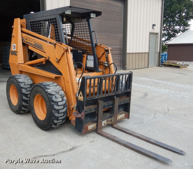 image for item DN1729 2001 Case 1845C  skid steer loader