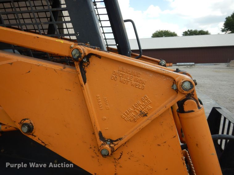 image for item DN1729 2001 Case 1845C  skid steer loader