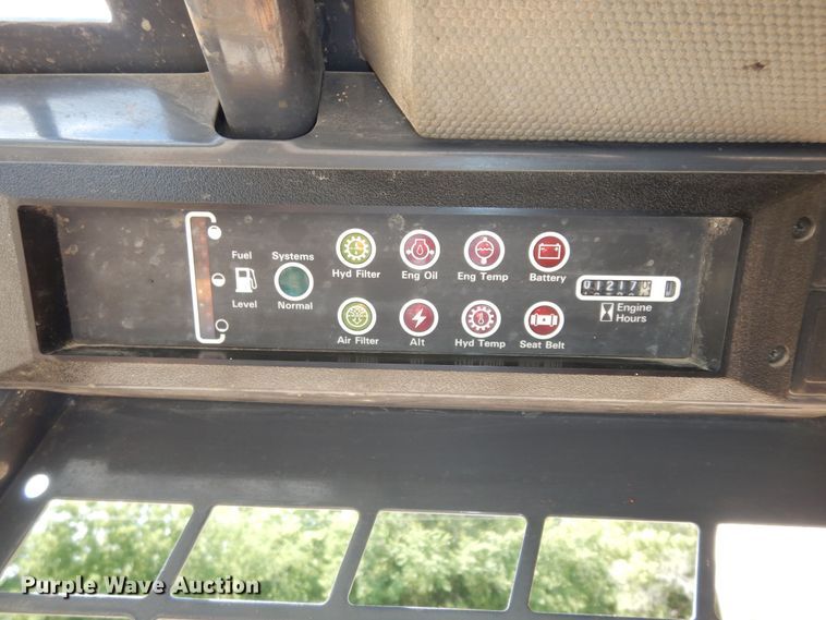 image for item DN1729 2001 Case 1845C  skid steer loader