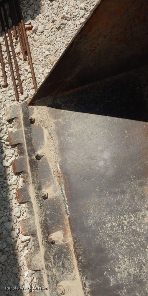 image for item DN1729 2001 Case 1845C  skid steer loader