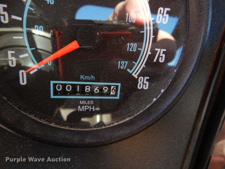 image for item DN5374 1994 International 9400  semi truck