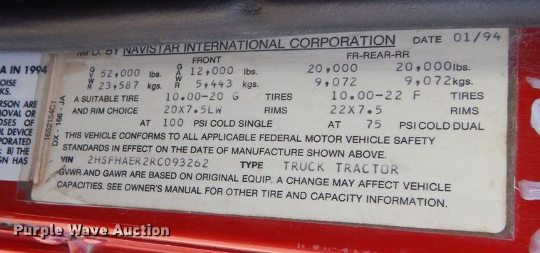 image for item DN5374 1994 International 9400  semi truck