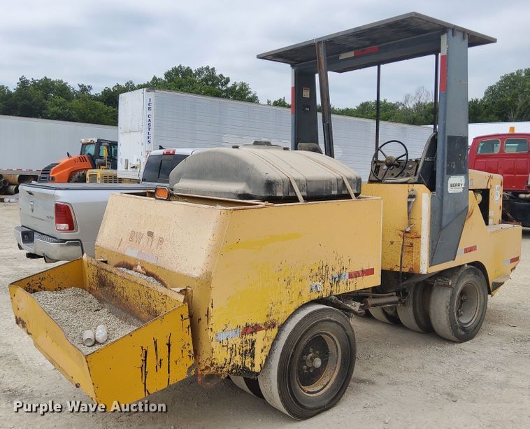 image for item DN6833 1994 Bomag BW11R  pneumatic roller