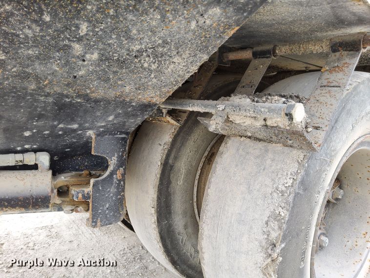 image for item DN6833 1994 Bomag BW11R  pneumatic roller