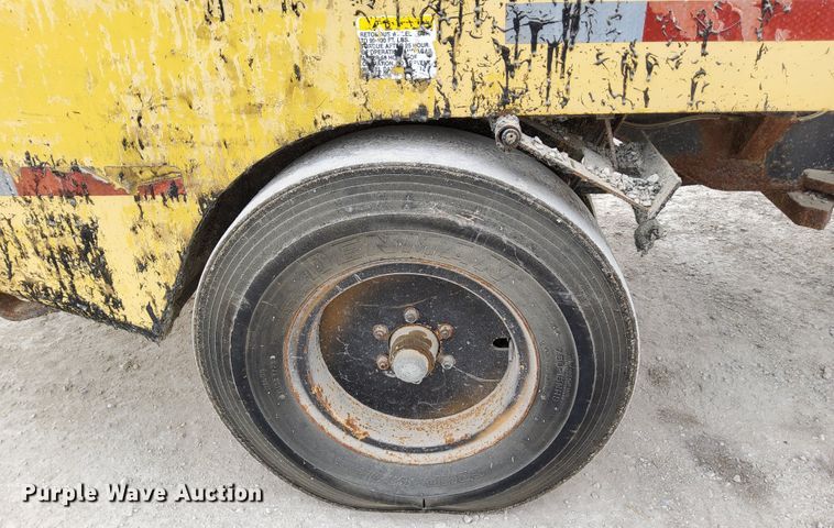 image for item DN6833 1994 Bomag BW11R  pneumatic roller