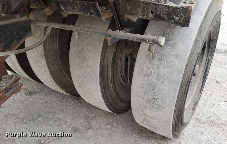 image for item DN6833 1994 Bomag BW11R  pneumatic roller