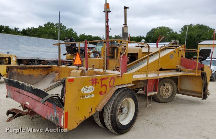 image for item DN6834 1969 Etnyre  chip spreader