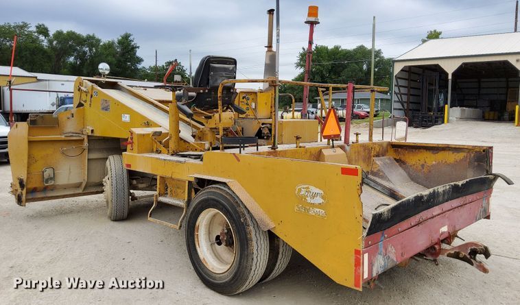 image for item DN6834 1969 Etnyre  chip spreader