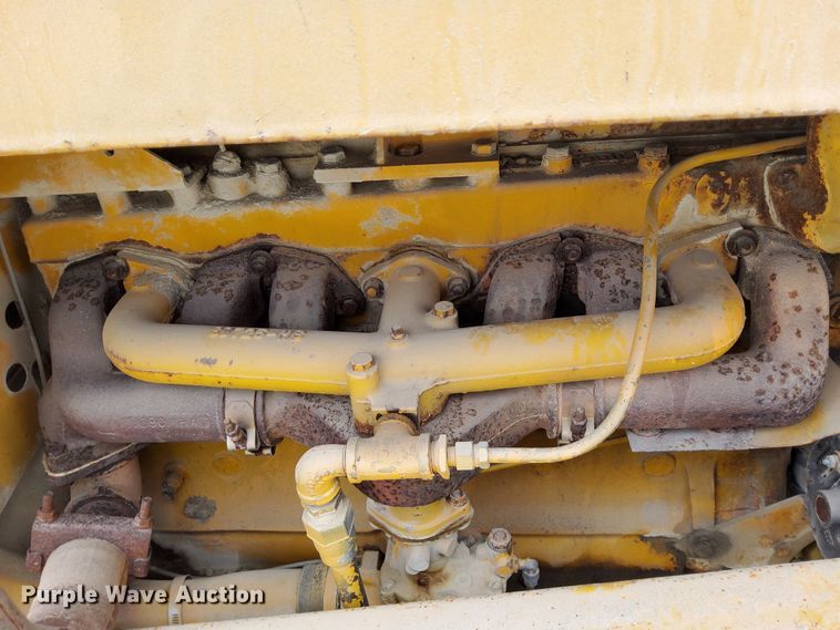 image for item DN6834 1969 Etnyre  chip spreader