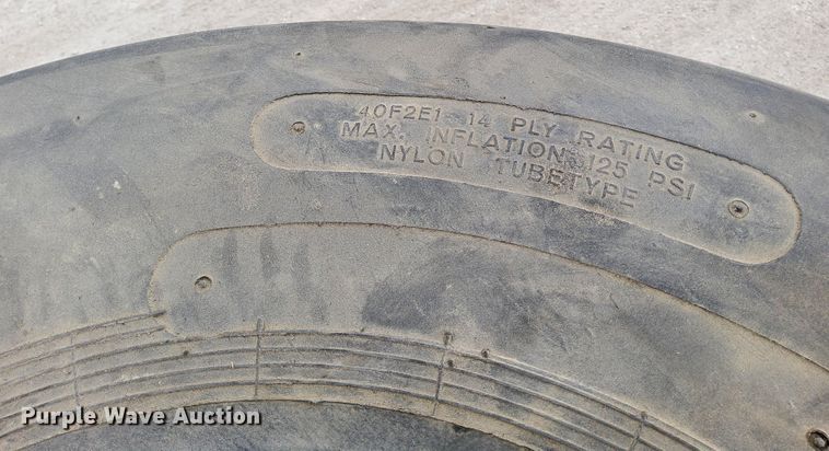 image for item DN6835 (10) tires