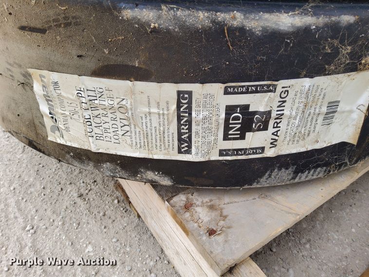 image for item DN6835 (10) tires