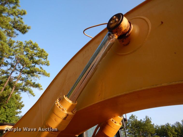 image for item DO1477 2007 Caterpillar 320CL  excavator