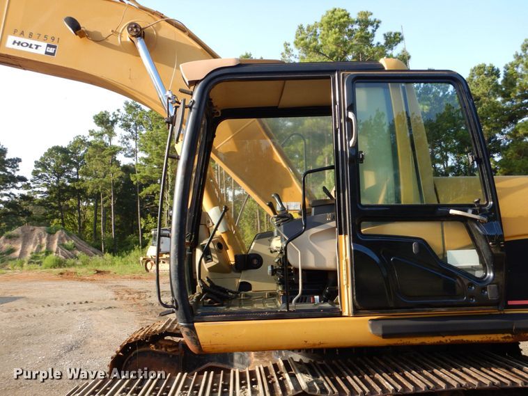 image for item DO1477 2007 Caterpillar 320CL  excavator