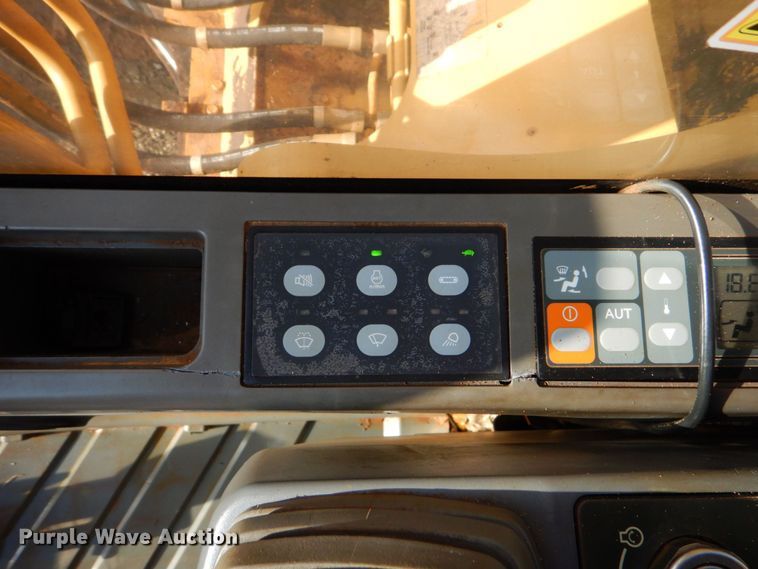 image for item DO1477 2007 Caterpillar 320CL  excavator