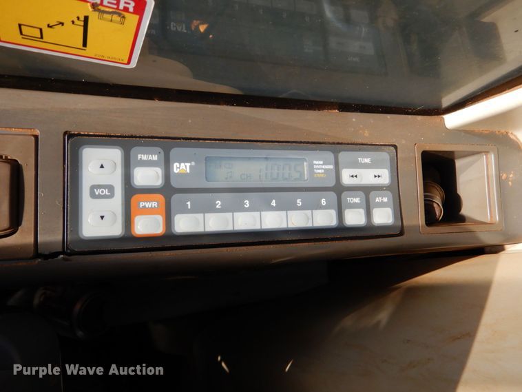 image for item DO1477 2007 Caterpillar 320CL  excavator