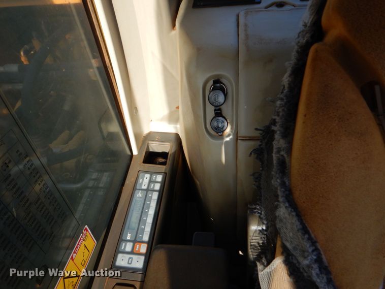 image for item DO1477 2007 Caterpillar 320CL  excavator