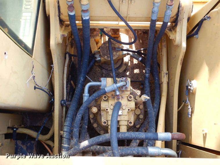 image for item DO1477 2007 Caterpillar 320CL  excavator