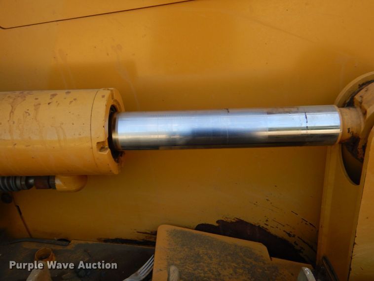 image for item DO1478 2011 Caterpillar D6K XL  dozer