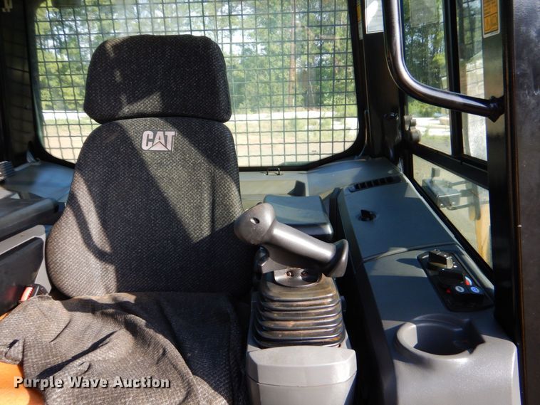 image for item DO1478 2011 Caterpillar D6K XL  dozer