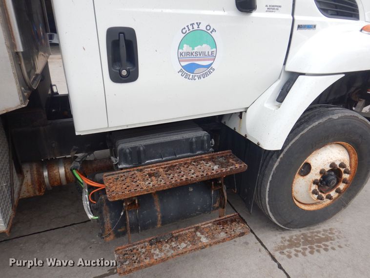 image for item DP0299 2011 International WorkStar 7400  dump truck